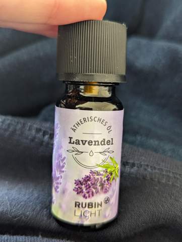 ätherisches öl mit wasser mischen